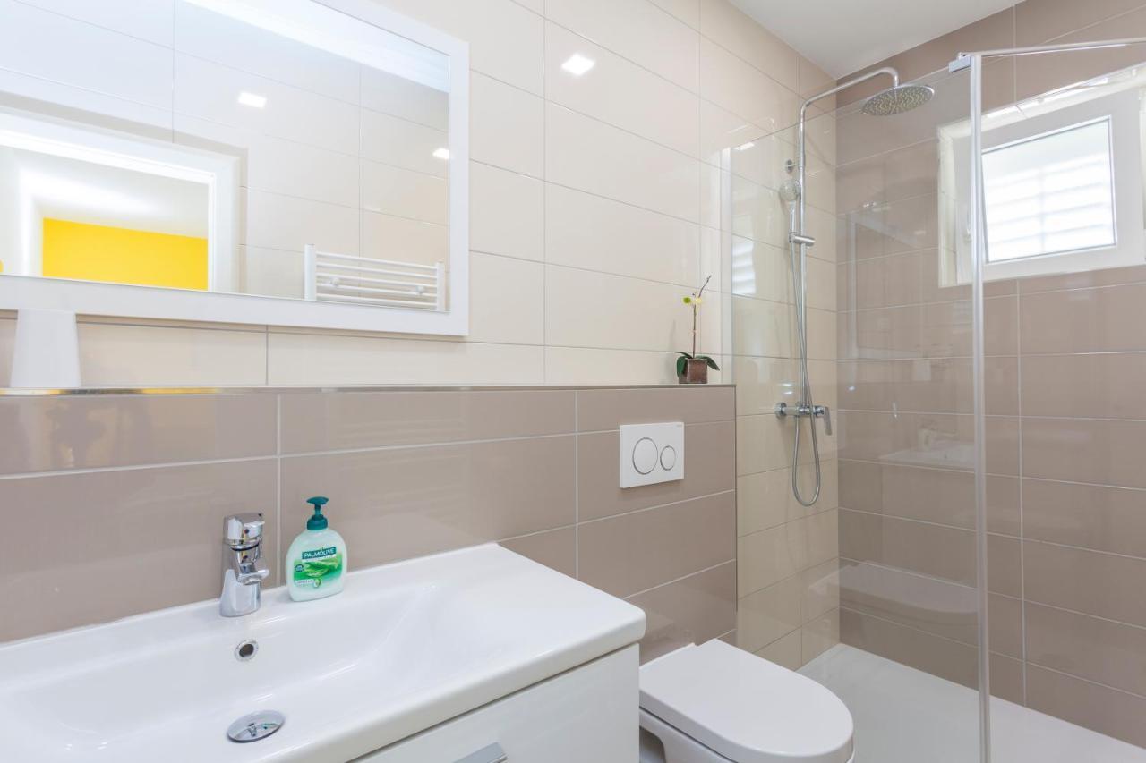 Apartments & Rooms Alagic Makarska Bagian luar foto
