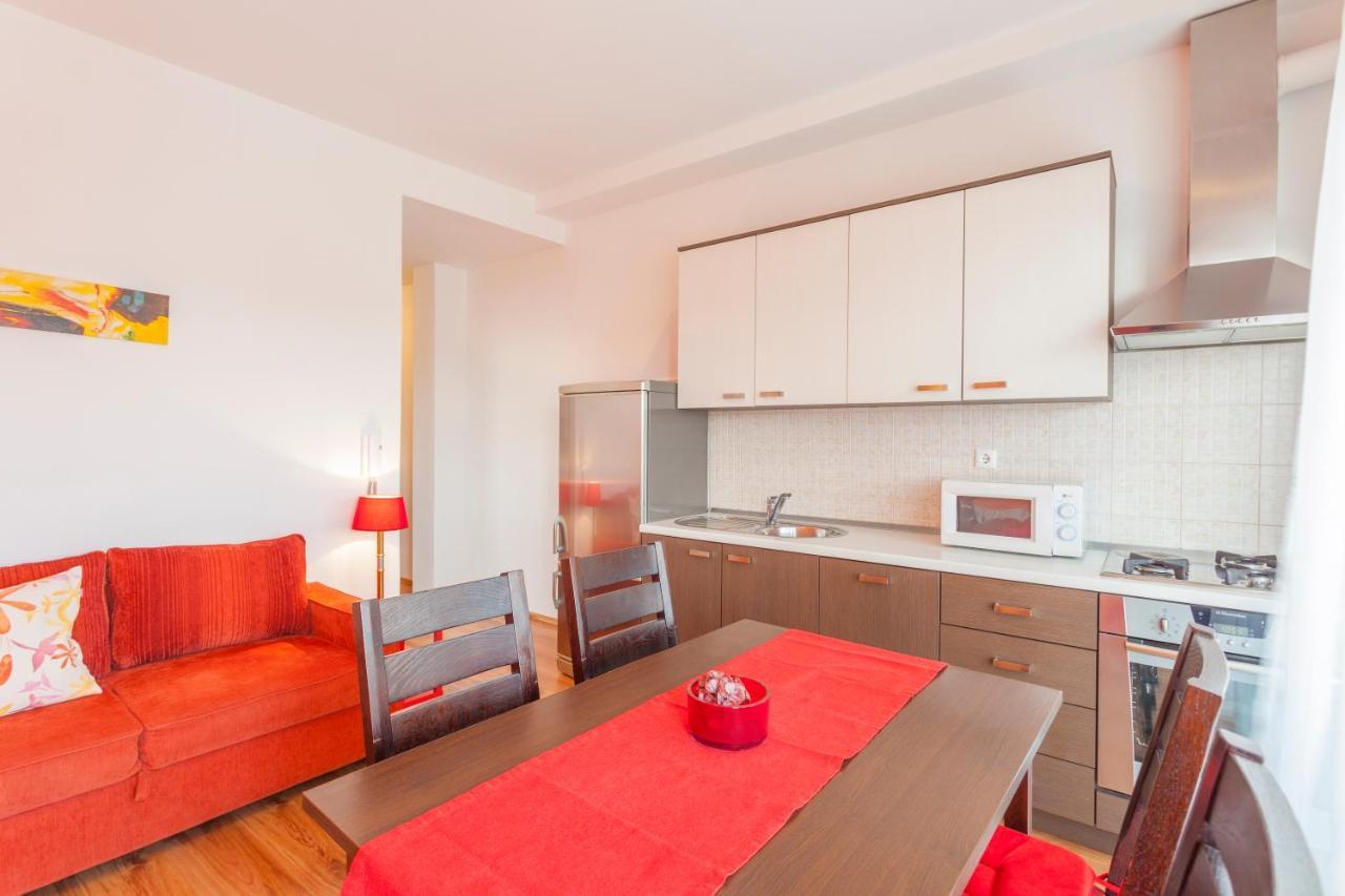 Apartments & Rooms Alagic Makarska Bagian luar foto