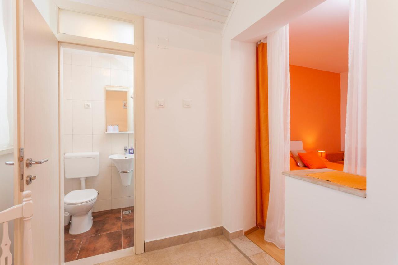 Apartments & Rooms Alagic Makarska Bagian luar foto
