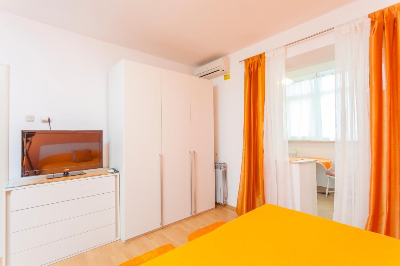 Apartments & Rooms Alagic Makarska Bagian luar foto